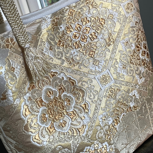 帯リメイクバッグ 西陣 菱文にゴールドの華文様 トートバッグ Mサイズ