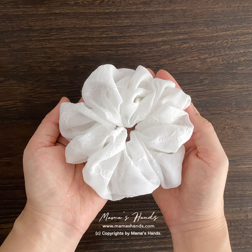 ミナペルホネン シュシュ ヘアゴム ホワイトmix ミナペルホネン シュシュ ヘアゴム ホワイトmix