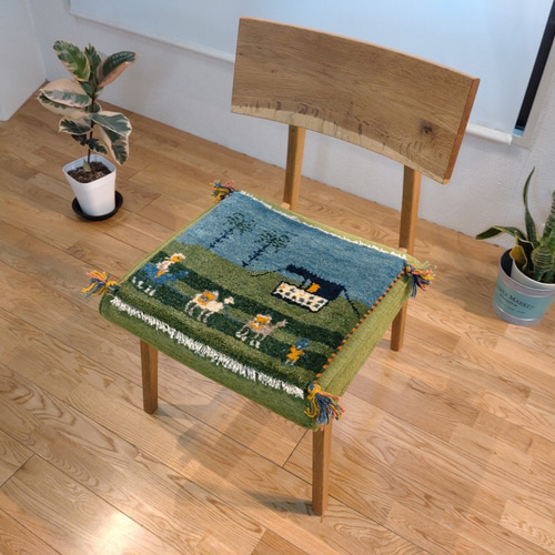 ミニギャベ●37×45㎝●手織●本物●新品未使用 遊牧民が紡ぐギャッベ ミニギャベ○32×37㎝○手織○本物○新品未使用 遊牧民が