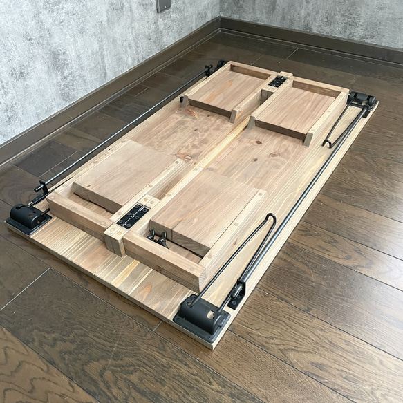 折りたたみキャンプテーブル Folding camp table 7枚目の画像