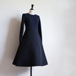 [售罄！ 】 絎縫材質對接洋裝【深海軍藍】 第11張的照片