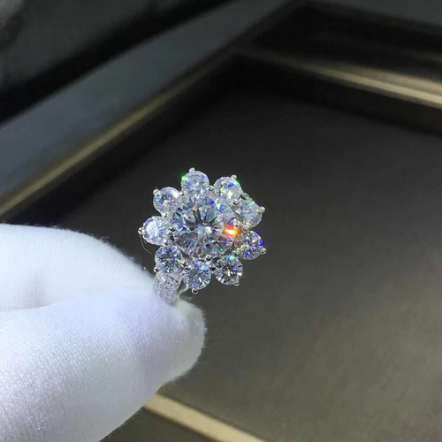 豪華仕様】サンフラワー ダイヤモンド リング K18WG 指輪 豪華仕様】サンフラワー ダイヤモンド リング K18WG 指輪