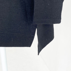 ウォッシャブルウール＿ボートネック　スクエアシルエット裾スリットプルオーバー＿ブラック 6枚目の画像