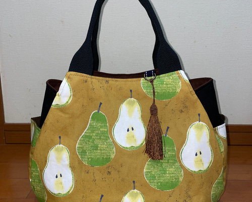 d107ebcec7b04afeb6a3d83e7117f3