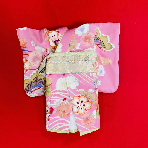 犬の着物✨犬用本格振袖着物 正絹 金彩入り ピンク 犬服 お正月 犬の着物✨犬用本格振袖着物 正絹 金彩入り ピンク 犬服 お正月