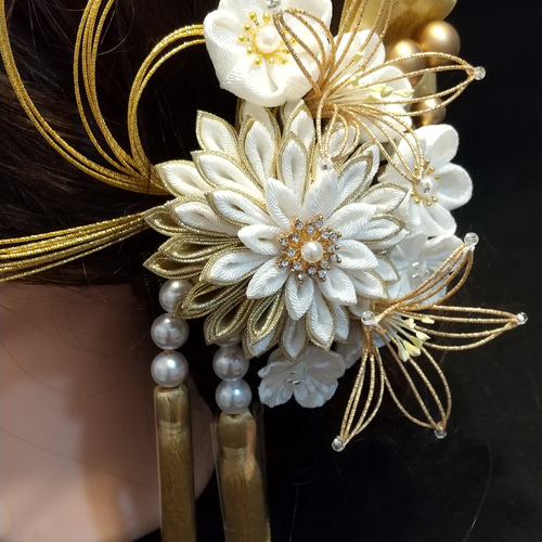 ちりめん髪飾り セット 鶴 水引き 白×ゴールド ハンドメイド つまみ細工 ちりめん髪飾り セット 鶴 水引き 白×ゴールド ハンドメイド つまみ