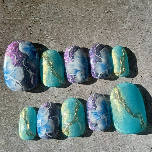 受注製作】マグネットシーグリーン フラワー ネイルチップ No.43  