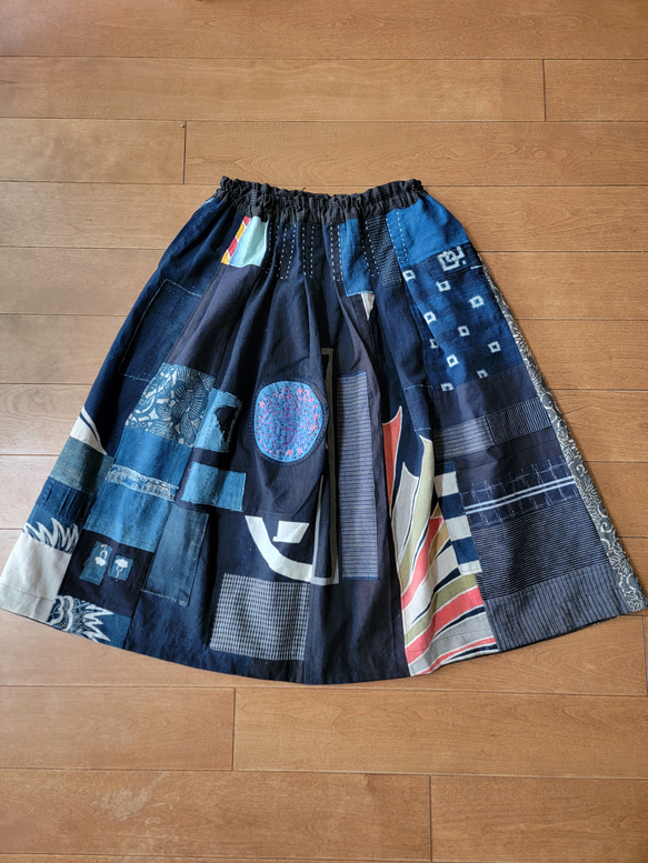 着物リメイク　古布　手作り　BORO パッチ　スカート 4枚目の画像