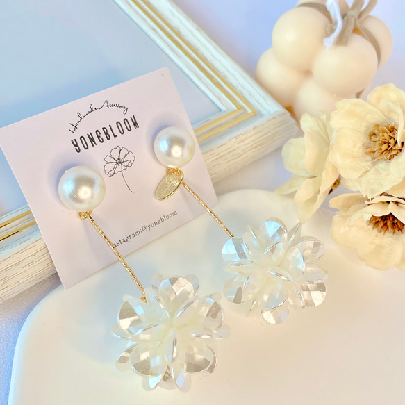 新作⭐　花柄　チェーン　ボール　ハンドメイド　ピアス　イヤリング　アクセサリー 新作⭐花柄チェーンボールハンドメイドピアスイヤリングアクセサリー