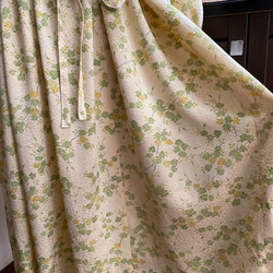絹　パフスリーブ　ワンピース　ウエストリボン　クリームイエロー　花柄　フリーサイズ　着物リメイク　248 5枚目の画像