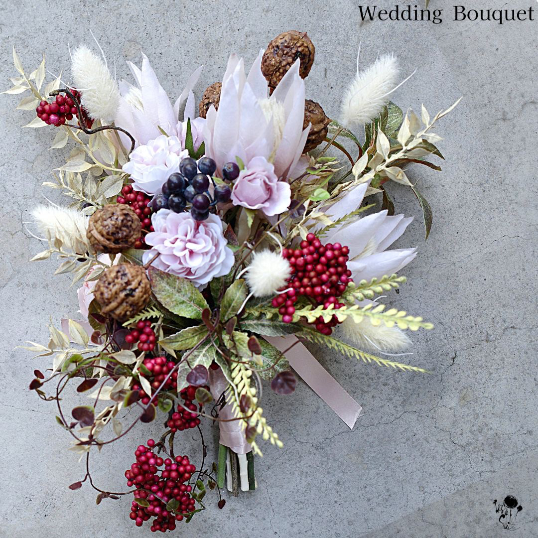胡桃とペッパーベリーのブーケ くすみピンク 造花ブーケ お洒落 ウェディングブーケ ブーケ プレ花嫁 ブートニア くるみ