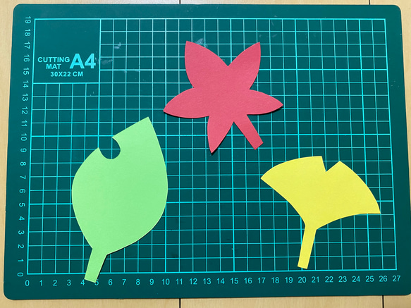 秋の壁面飾り　紅葉　イチョウ　11月 6枚目の画像