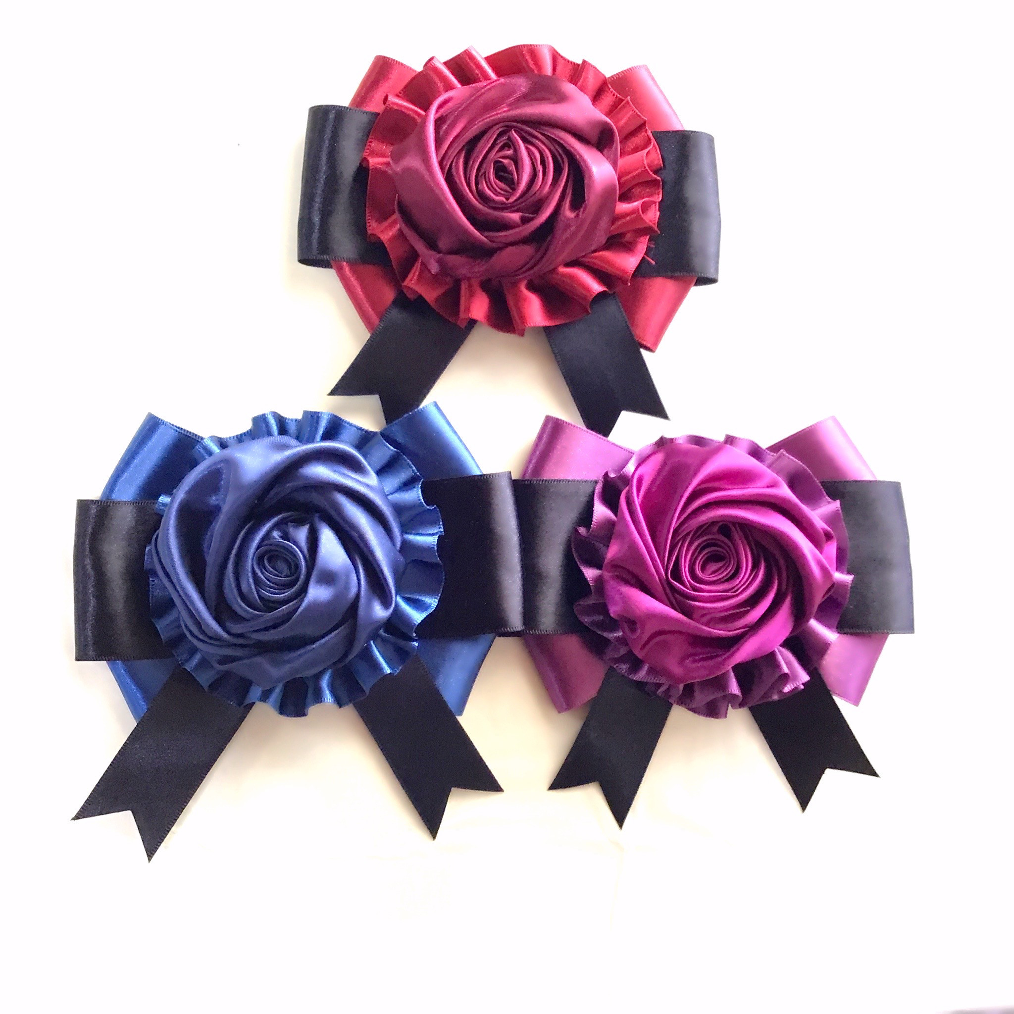 ロゼット調　薔薇のリボンクリップ