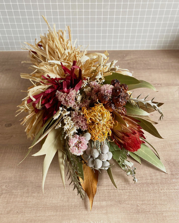 ドライフラワーリースプレゼントピンクッションプロテアお祝いリース