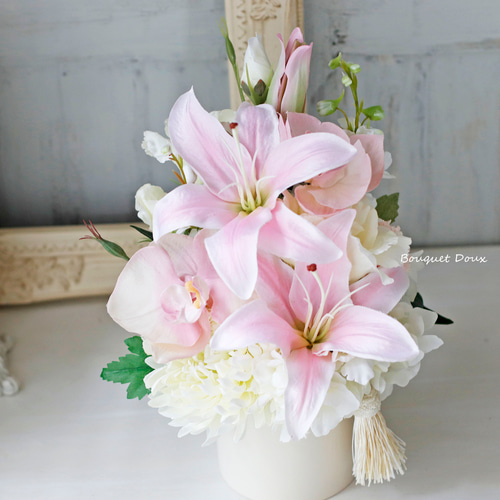 モフにゃん1892ページ　御供え花　仏花　　造花アレンジ 楽天市場】母の日 【御仏前花】お供え生花アレンジ 葬式の花