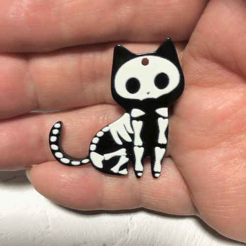 骸骨猫 ハロウィン チャーム myue-myue 通販 16583573｜Creema