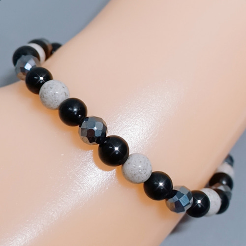 シュンガイトを贅沢に使用したブレスレット〈6mm玉〉☆テラヘルツ・北