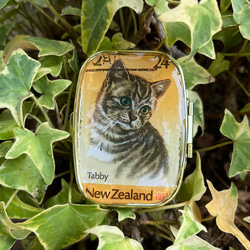 古い外国切手のピルケース　アクセサリーケース（ニュージーランド　子猫）ラッピング無料！プレゼントにも 6枚目の画像