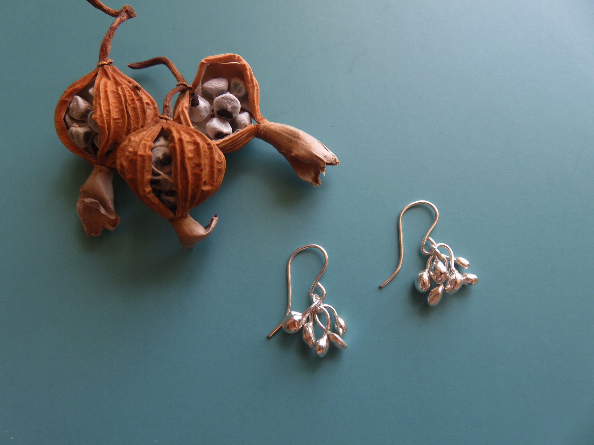 たわわな実のピアス