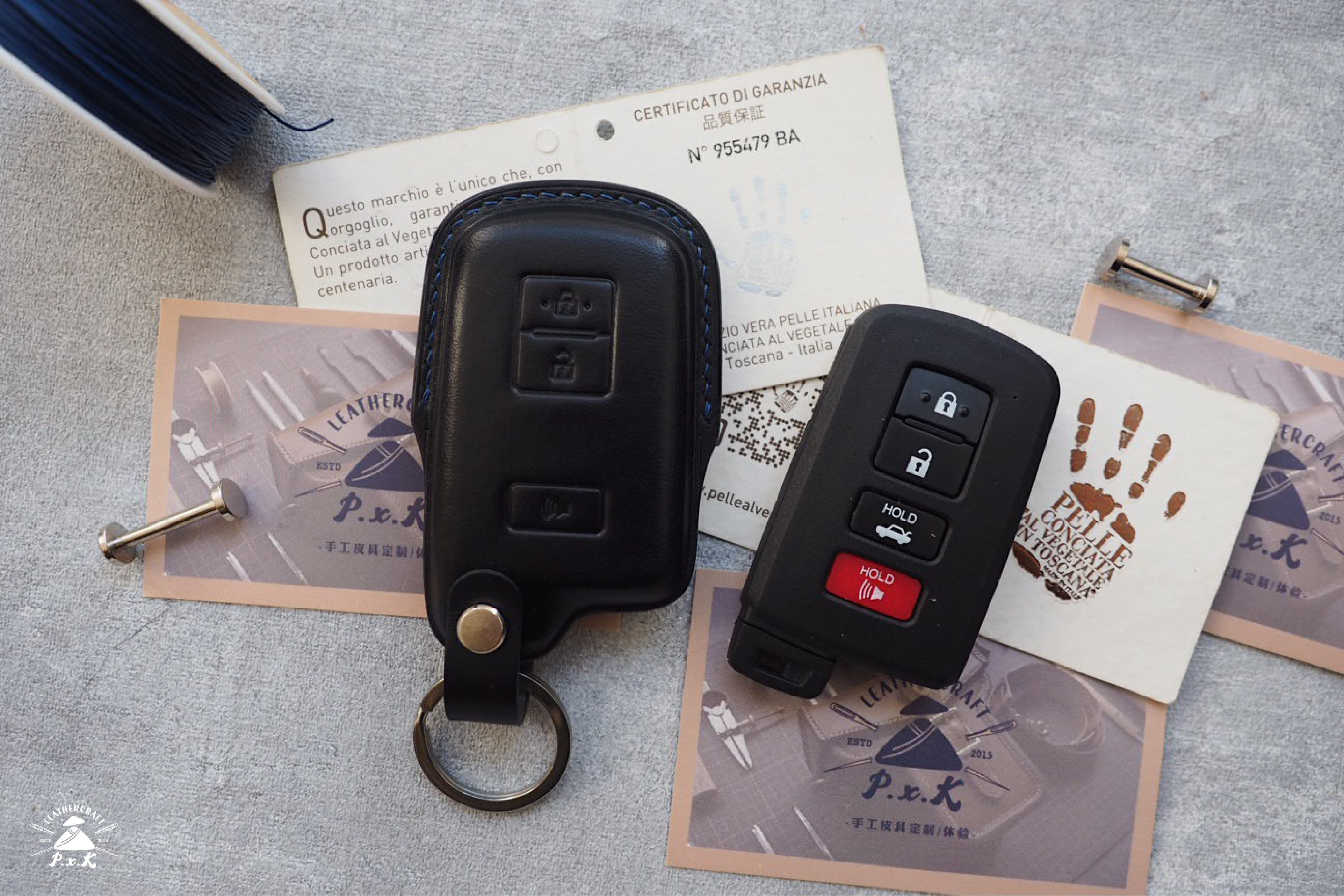 本革の手縫い TOYOTAトヨタ スマートキーケース  名入れ可 カラーが選べる