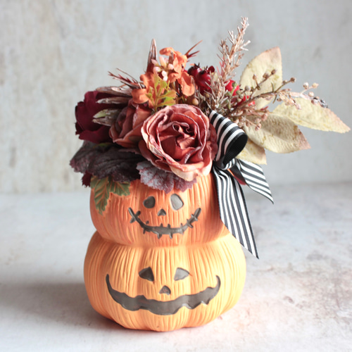 Amazon.com: Hodao 2 Set of Orange Pumpkin Figurines