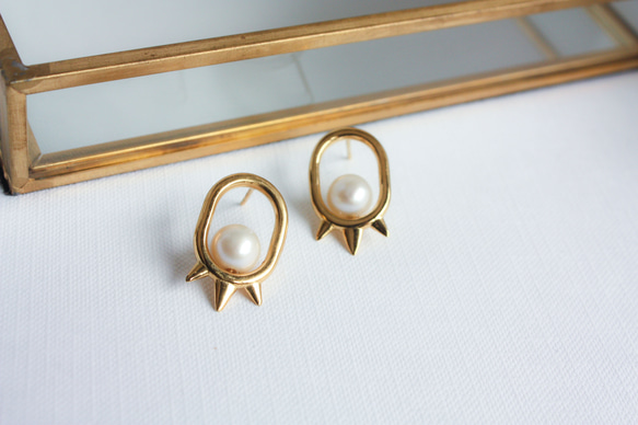 【受注制作】STUDS PIERCED EARRINGS スタッドピアス 【No.1】 8枚目の画像