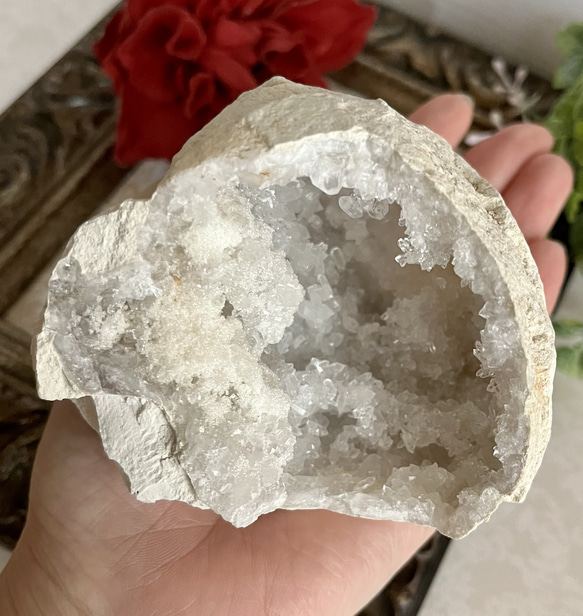 ジオード水晶⭐︎浄化原石⭐︎300g《自然界の神秘》 8枚目の画像