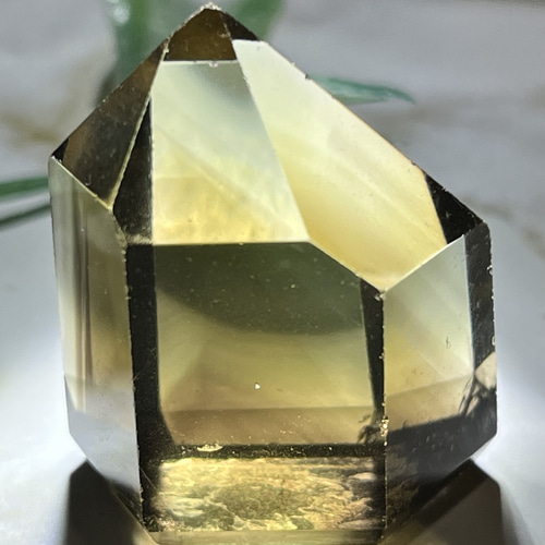 財を呼び込む✨龍脈水晶非加熱シトリン黄水晶クォーツ ポイント原石