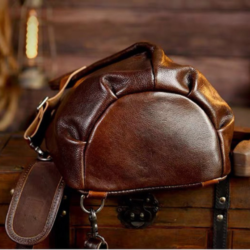 け*ん様 ハンドメイド　ボディバッグ　本革　クリーマー　特大　ブラウン　新品　1 け*ん様 ハンドメイド ボディバッグ 本革 クリーマー 特大 ブラウン