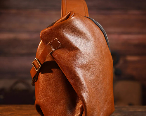 vanson レザー ボディバッグ ショルダーバッグ　ブラウン　アメカジ 本革 ショルダーバッグ ショルダー ボディバッグ オイル レザー 革