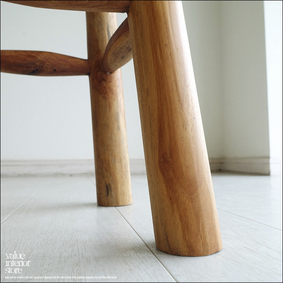 チーク無垢材 バースツールWS4 椅子 イス 木製 ベンチ 素朴 チェア 天然木 銘木家具 ナチュラル 総無垢材 円形 4枚目の画像