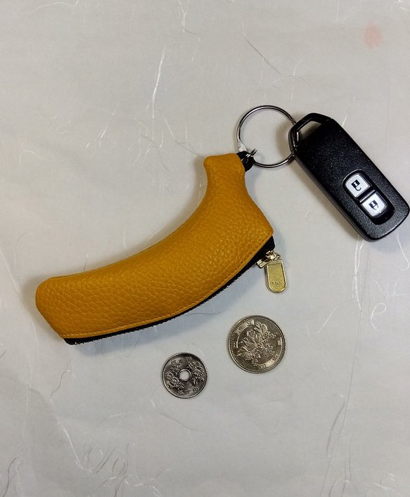 【送料無料】バナナコインケース#ズボンポケットに入れやすい細いコインケース#握れるかわいいサイズコインケース#リング付き 4枚目の画像