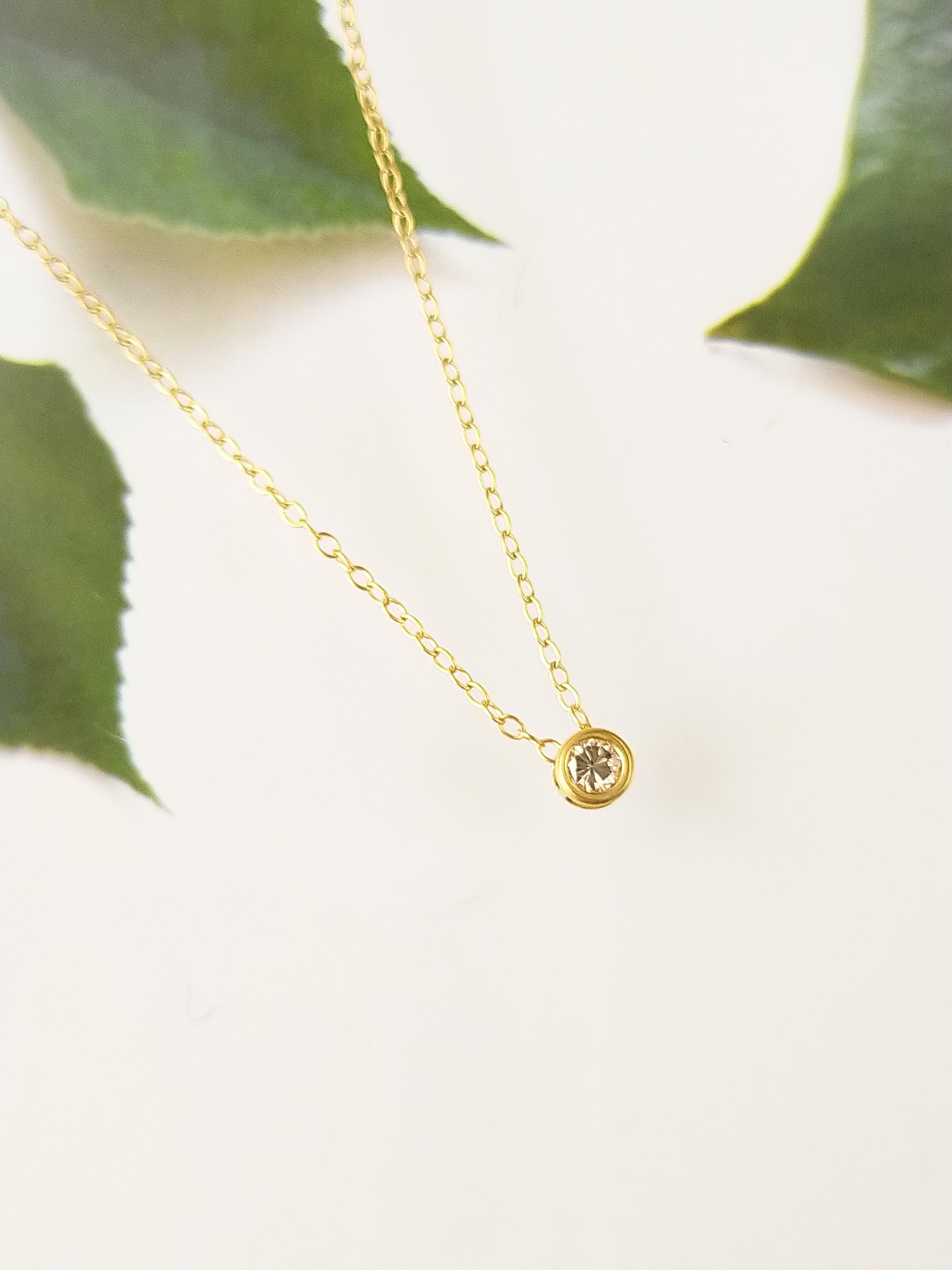 【14kgf】限定4点・久々の入荷！天然ブラウンダイヤモンドのベゼルセッティング・ネックレス 5,850円