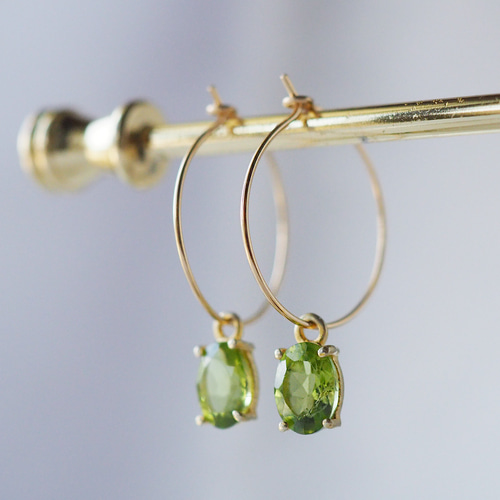 14kgf ペリドットピアス ピアス（フープ） Boite de maco 通販｜Creema 