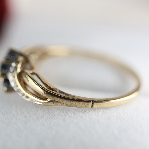 英国 ビンテージ レディース ゴールド ￼サファイア ダイヤ 375 J139