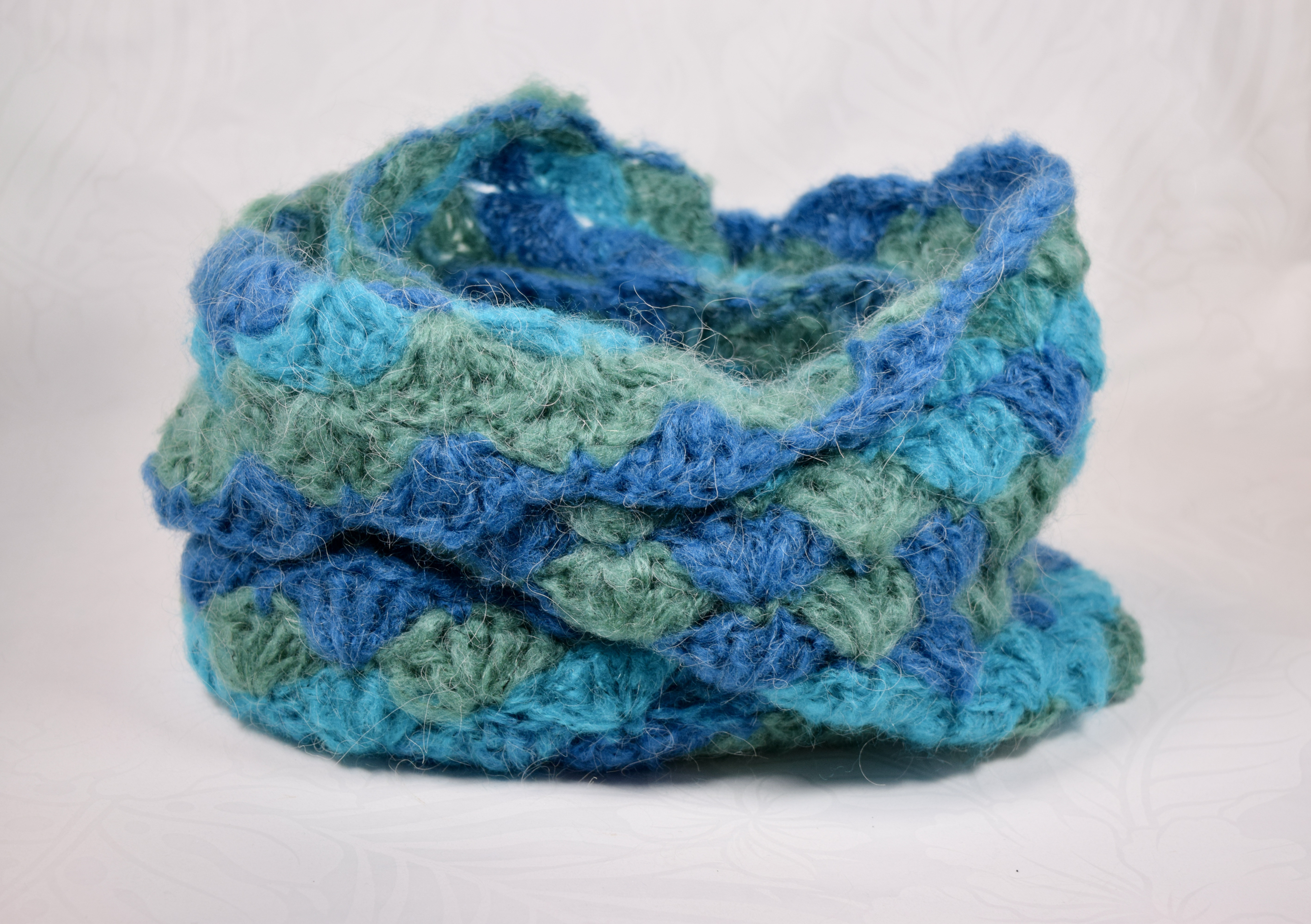 お値下げ　スヌード模様編み 　ふんわりと優しくチクチクしないフランス製毛糸