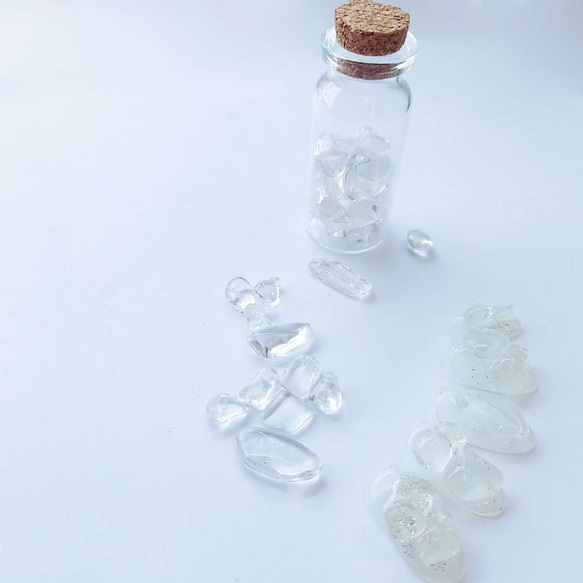 【持ち運び・ネイル用】水晶クリスタルの浄化さざれ15ｇと持ち運び用の瓶セット（折敷は別売り） 8枚目の画像