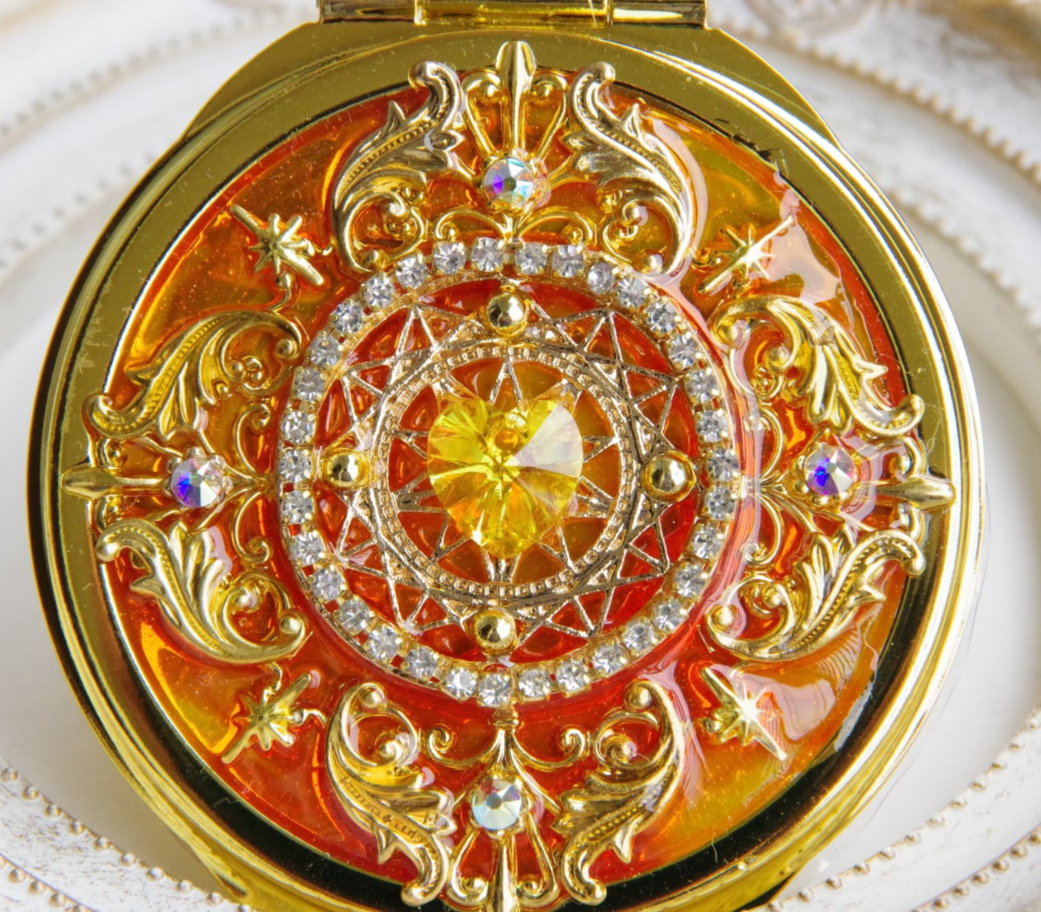◆001　魔法少女　変身　コンパクト　ミラー　ハンドメイド　作家様　限定出品 ◇001 ハンドメイド 作家様 限定出品 魔法少女 変身 コンパクト