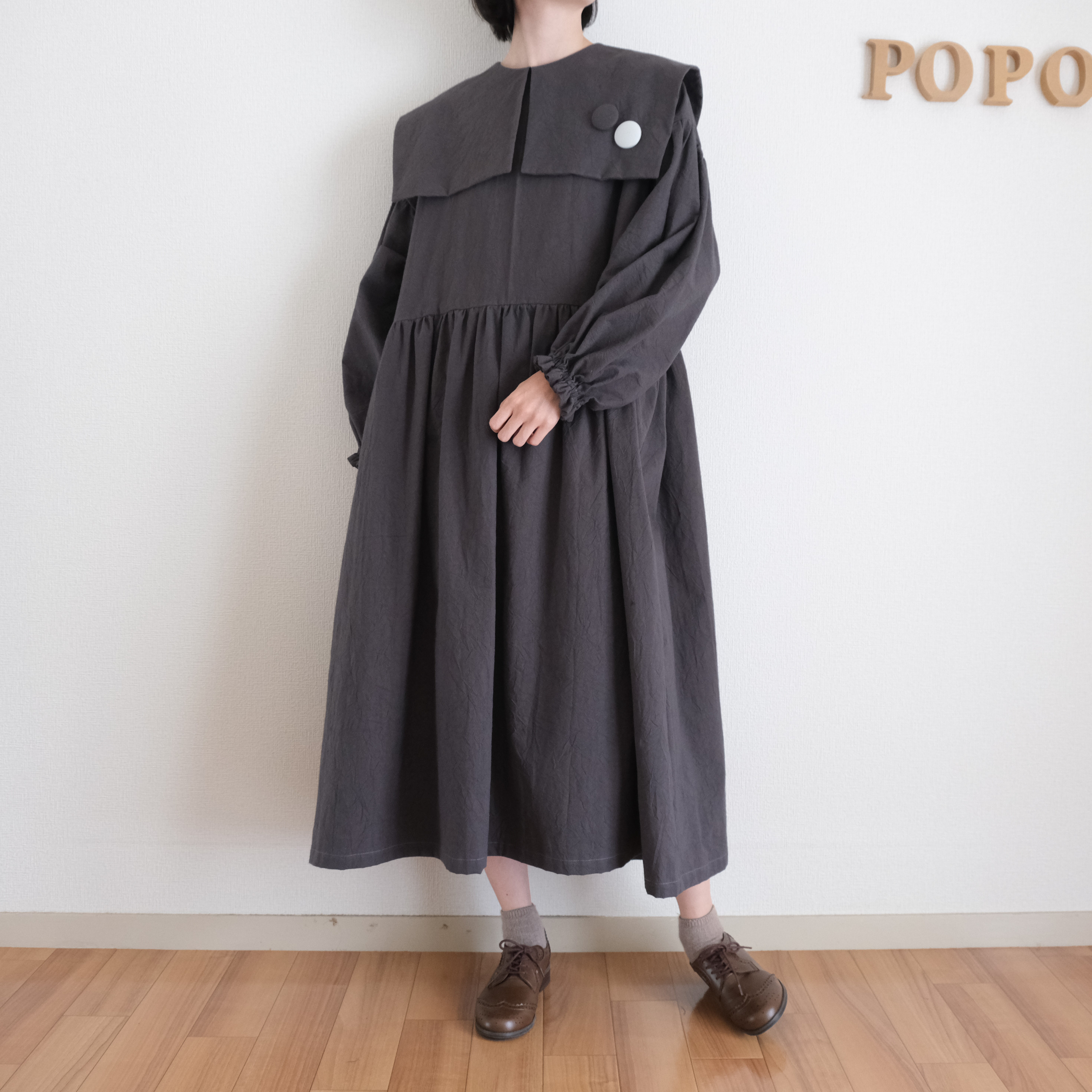 フリル袖 黒 ポロワンピース org.jpg