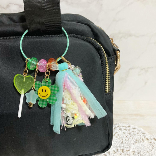 じゃらじゃらキーホルダー　キーホルダー　バッグチャーム　グリーン　アメ　392 ♡色を楽しむ♡ビタミンカラーのじゃらじゃらキーホルダー