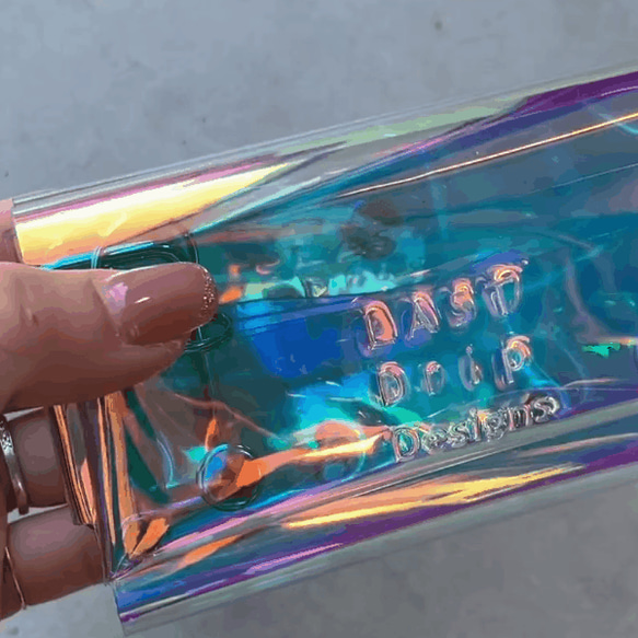 虹色 キューブ ポシェット M ショルダーバッグ 彩り添えるオーロラPVC 透明 軽量｜acp hnd Creema店 14枚目の画像