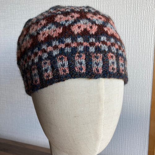 フェアアイルのハート模様のニット帽子 ニット帽・ビーニー ニット工房