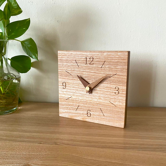 木の時計　KAKU　【タモ材】 1枚目の画像