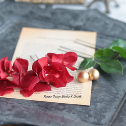 赤いミニ薔薇と紫陽花とユーカリのヘッドドレス　成人式　ウェディング　結婚式　前撮り　髪飾り　卒業式　入学式　袴　赤　バラ 11枚目の画像