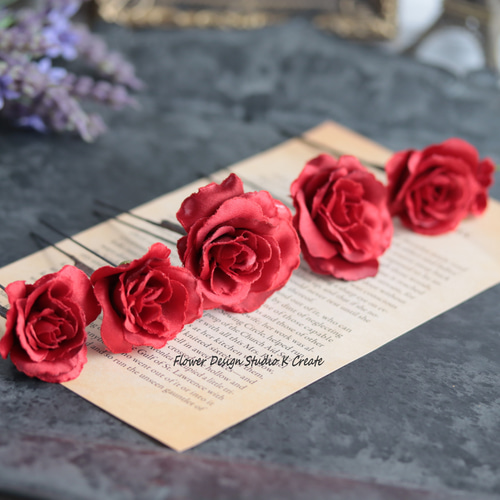 赤いミニ薔薇と紫陽花とユーカリのヘッドドレス 成人式