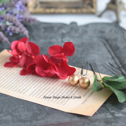 赤いミニ薔薇と紫陽花とユーカリのヘッドドレス　成人式　ウェディング　結婚式　前撮り　髪飾り　卒業式　入学式　袴　赤　バラ 9枚目の画像