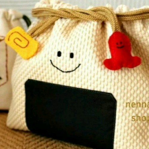 米つぶ☆極立つ おにぎり巾着 弁当巾着 ランチバック オムツポーチ