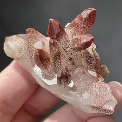【コレクターズアイテム】赤水晶 レッドクォーツ Hematoid Quartz モロッコ産 赤水晶 クラスター