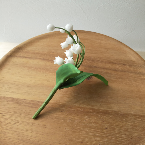 粘土の枯れないスズランピック  樹脂粘土の花  ホワイトすずらん  送料無料 8枚目の画像