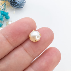 ＊25個＊ アクリルパール ラインストーン アイボリー ゴールド 縫い付け穴アリ 7.5mm bj002 3枚目の画像